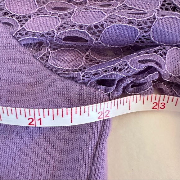 Minetom Blouse XL Lilac NWOT with Lace Sleeves - Picture 6 of 8